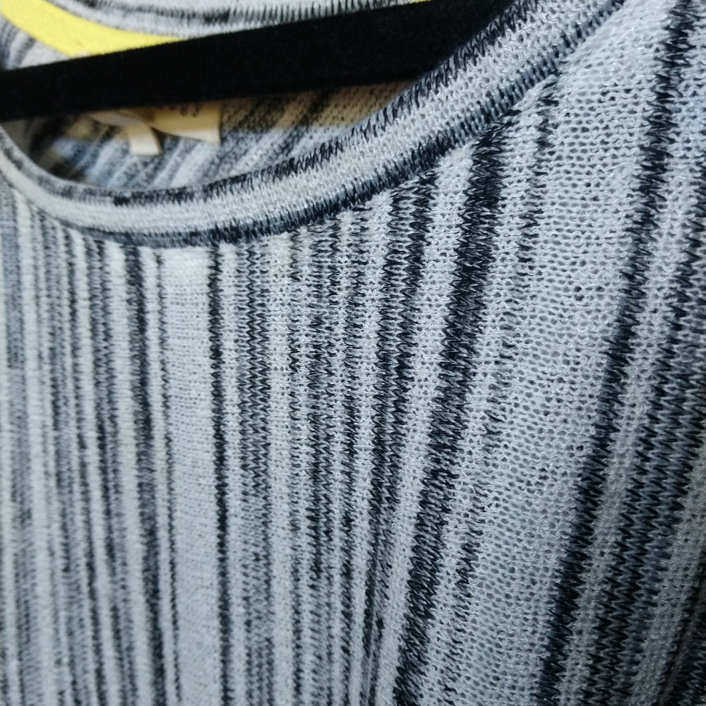 Sweaters shark bite Aline black pink stripe 1X - Picture 2 of 8